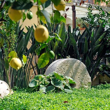 Relais Villa Angiolina Sorrento Exterior foto