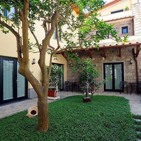 Relais Villa Angiolina Sorrento Exterior foto