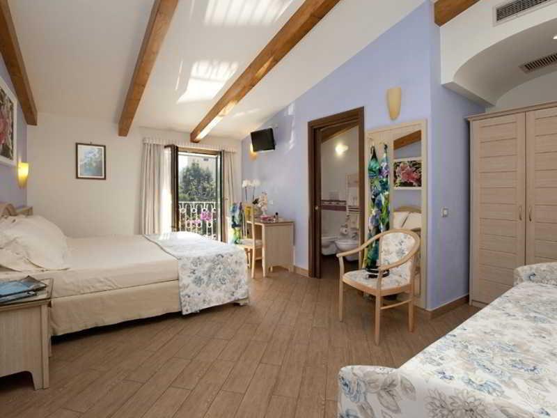 Relais Villa Angiolina Sorrento Exterior foto