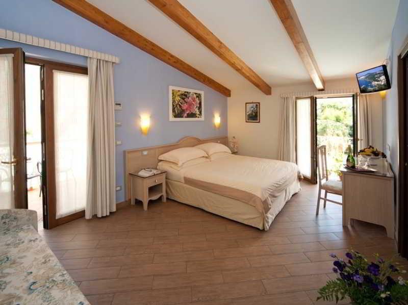 Relais Villa Angiolina Sorrento Exterior foto