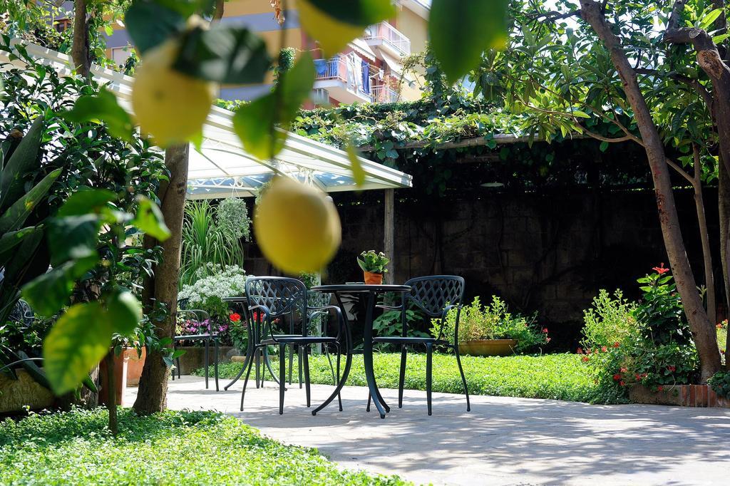 Relais Villa Angiolina Sorrento Exterior foto