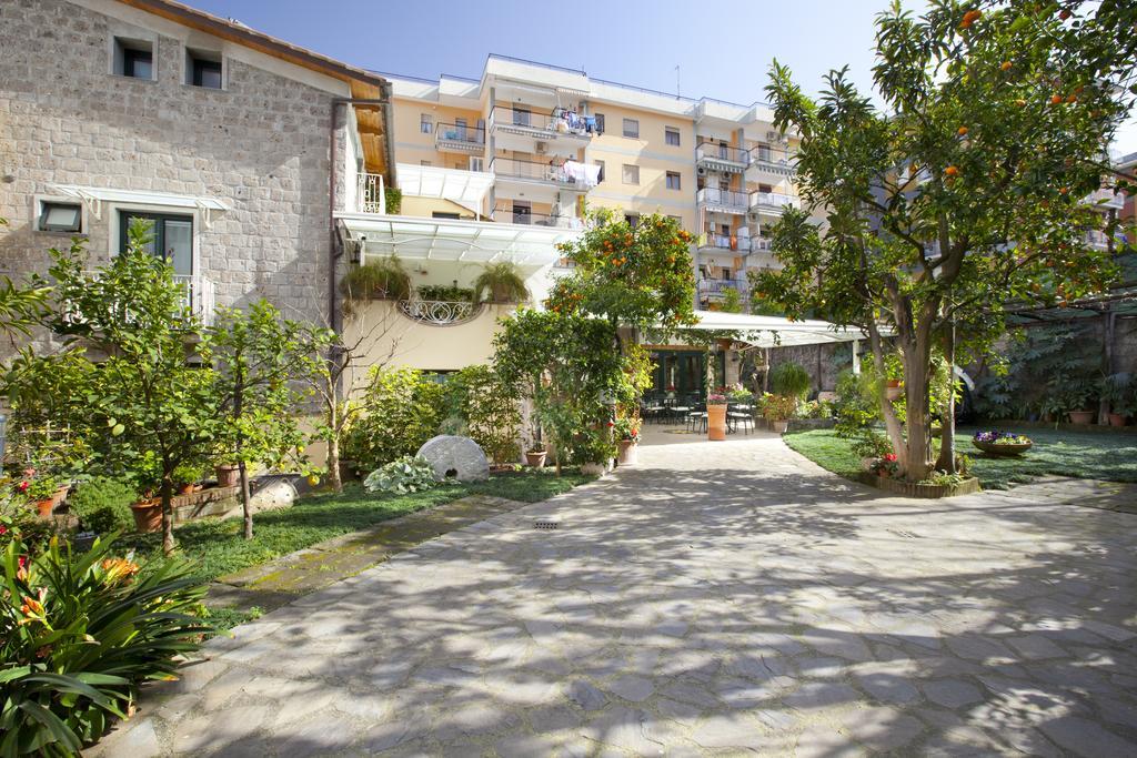 Relais Villa Angiolina Sorrento Exterior foto
