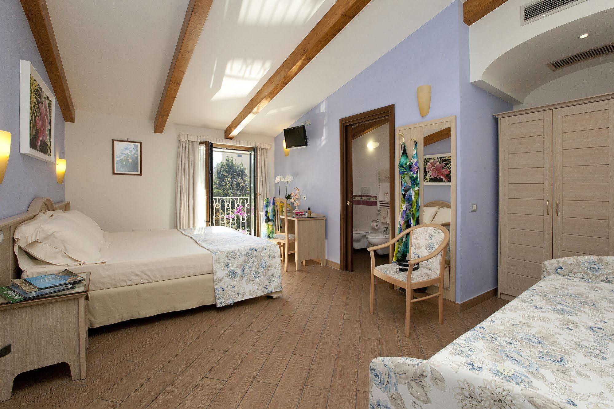 Relais Villa Angiolina Sorrento Exterior foto